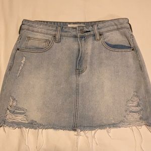 Size 25 denim skirt!!